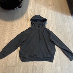 ✨2 for $10✨ hm dark grey hoodie